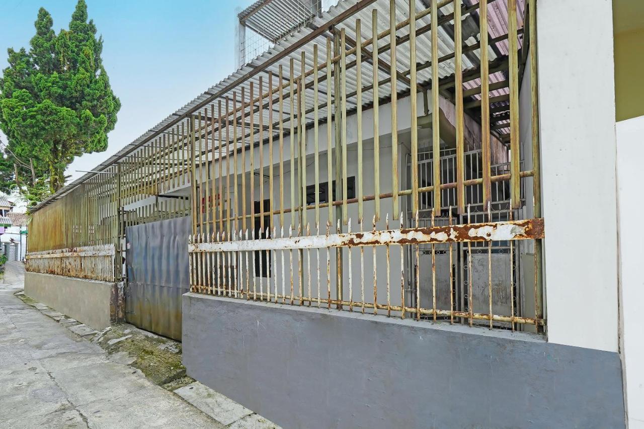 Spot On 91723 Sony Homestay Syariah Sukabumi Exterior photo