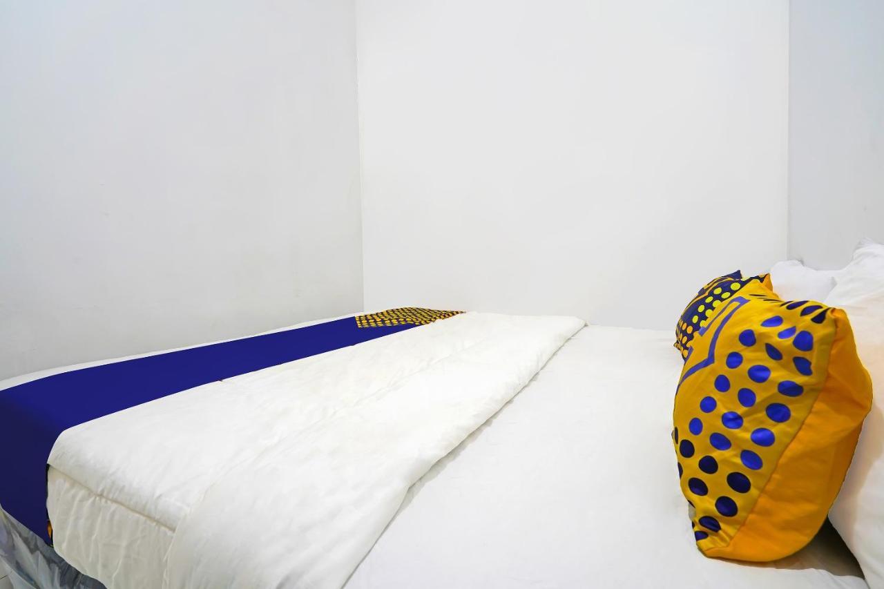 Spot On 91723 Sony Homestay Syariah Sukabumi Exterior photo